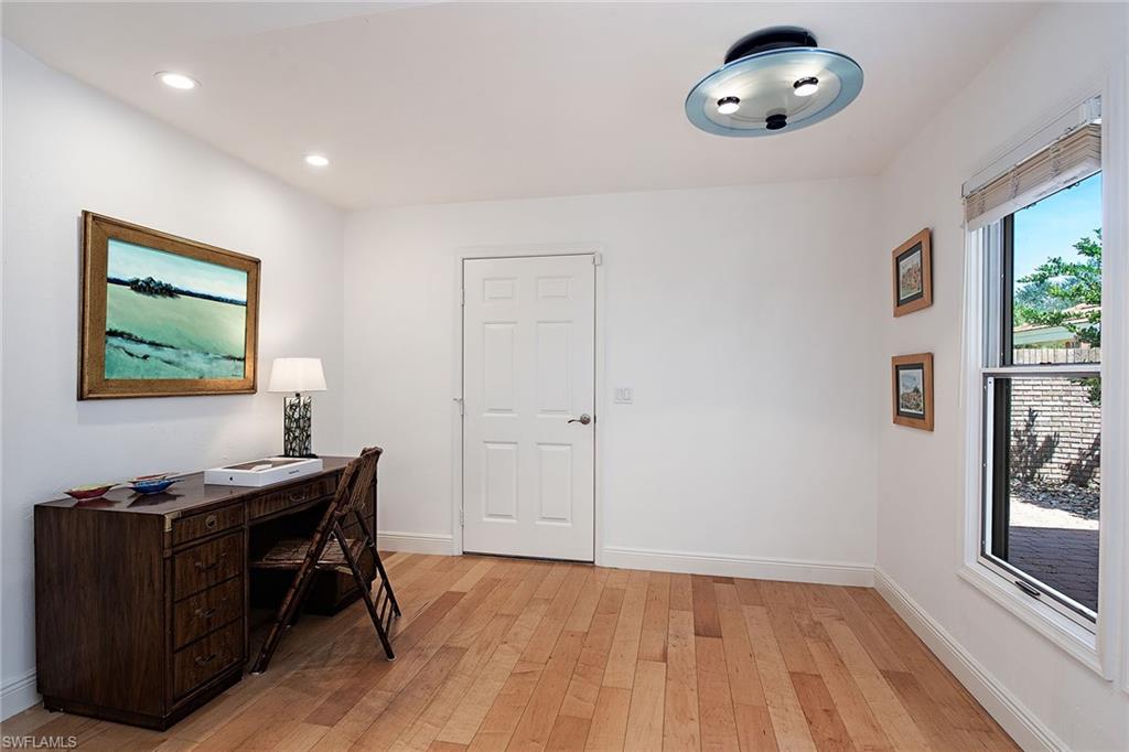 VILLAS AT PELICAN BAY - Residential