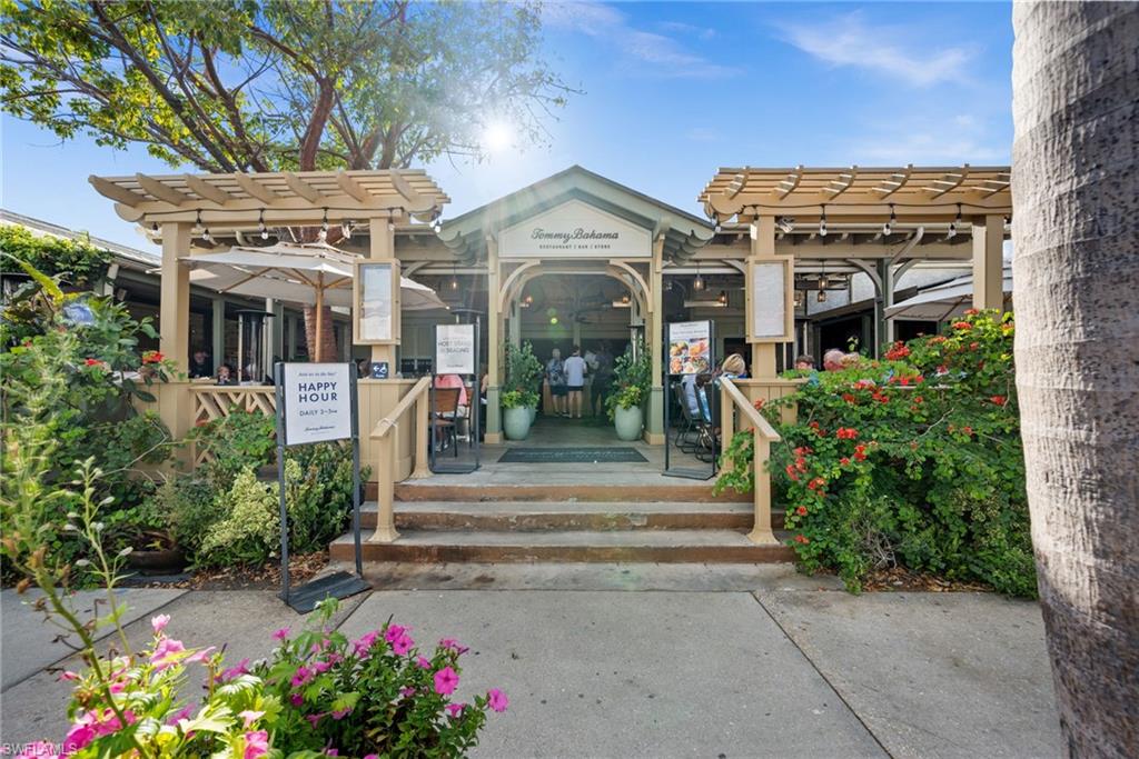 TOWN MANOR - Residential