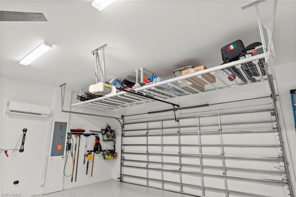 SPARROW CAY - Residential