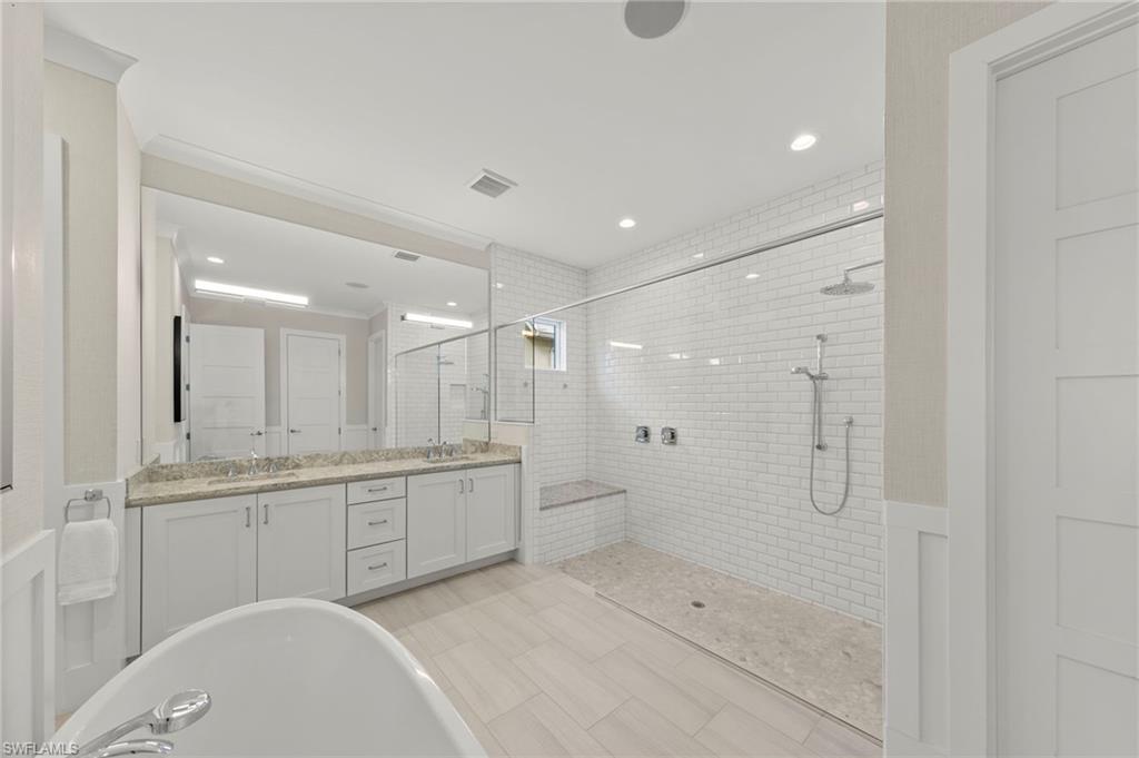 SPARROW CAY - Residential