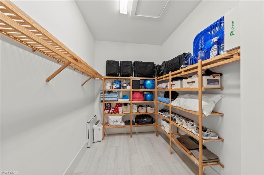 SPARROW CAY - Residential