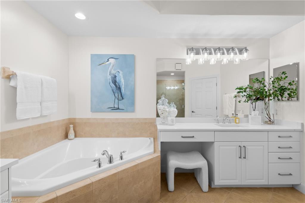 SILVERSTONE - Residential