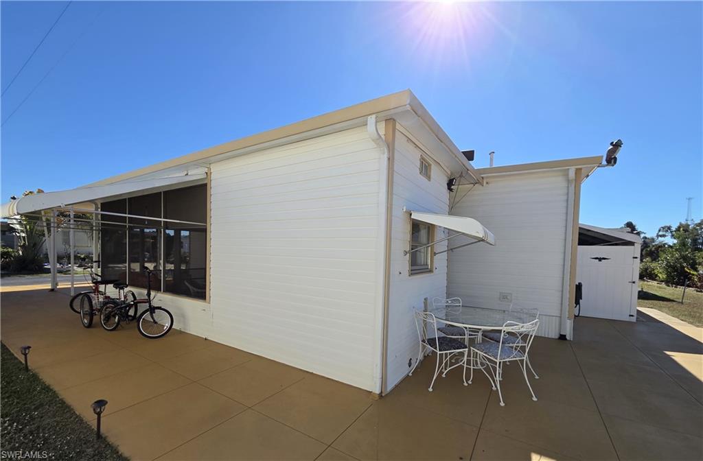 LAZY DAYS MOBILE VILLAGE - Residential