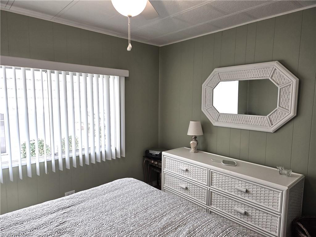 LAZY DAYS MOBILE VILLAGE - Residential