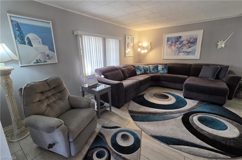 LAZY DAYS MOBILE VILLAGE - Residential