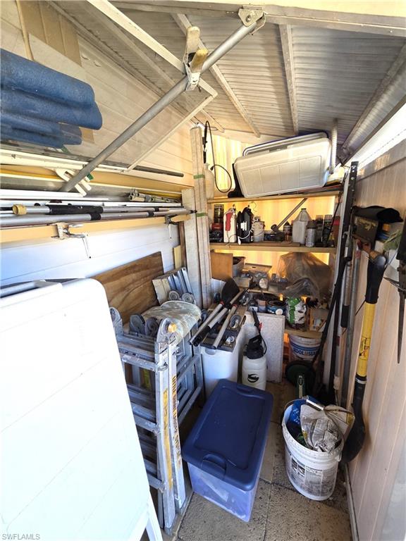 LAZY DAYS MOBILE VILLAGE - Residential