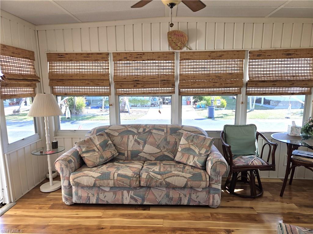 LAZY DAYS MOBILE VILLAGE - Residential