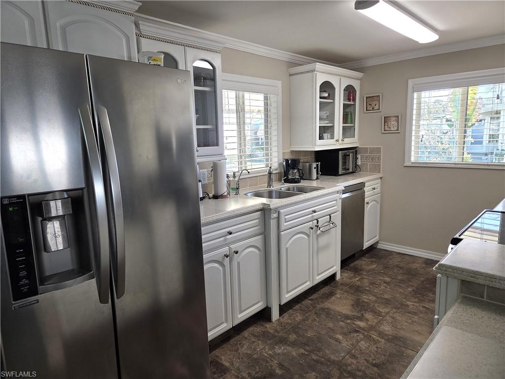 LAZY DAYS MOBILE VILLAGE - Residential