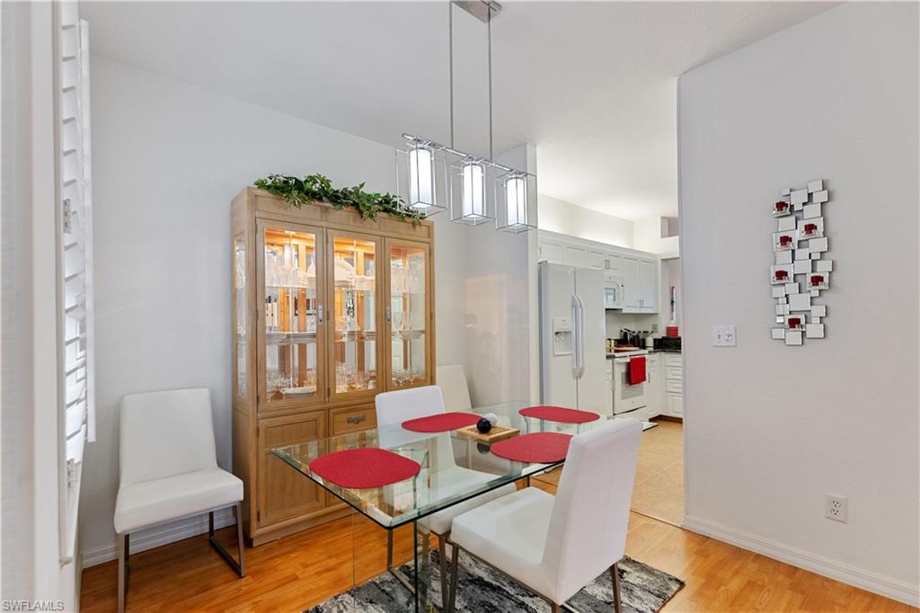 CROWN POINTE SHORES - Residential