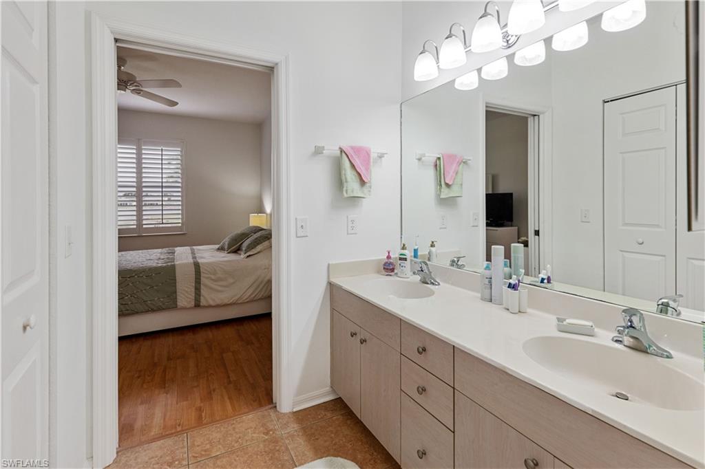 CROWN POINTE SHORES - Residential