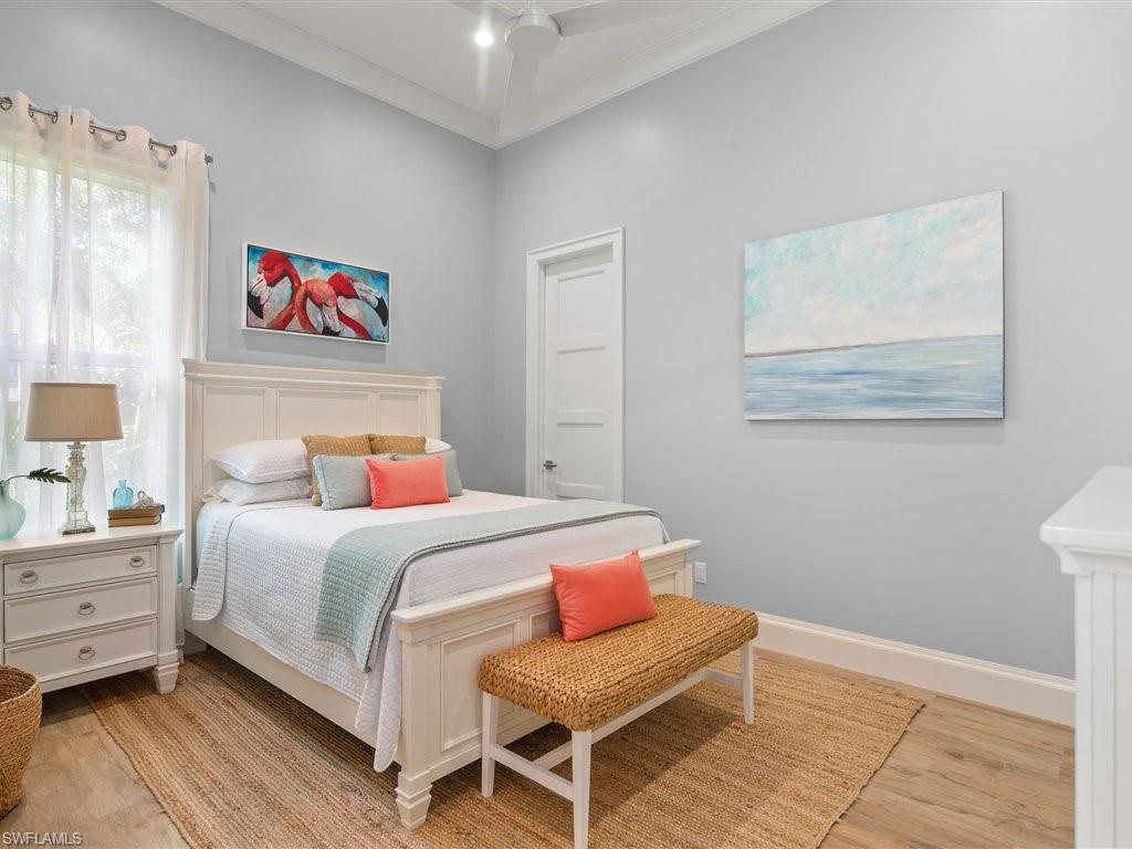 MARCO BEACH - Residential