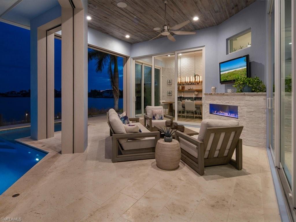 MARCO BEACH - Residential