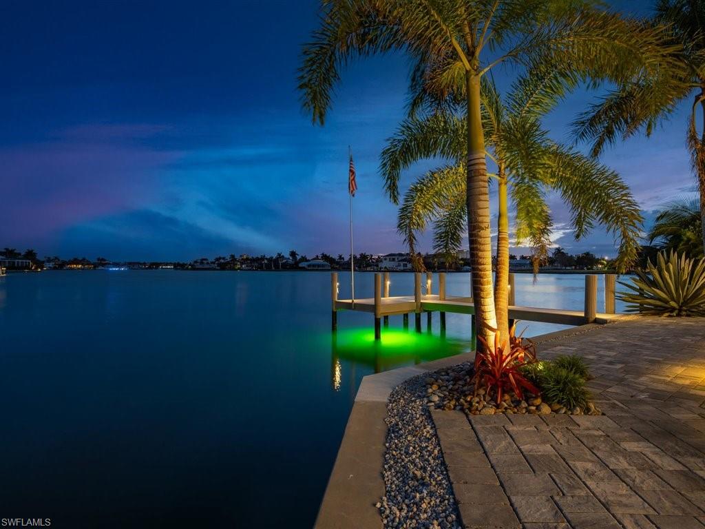 MARCO BEACH - Residential