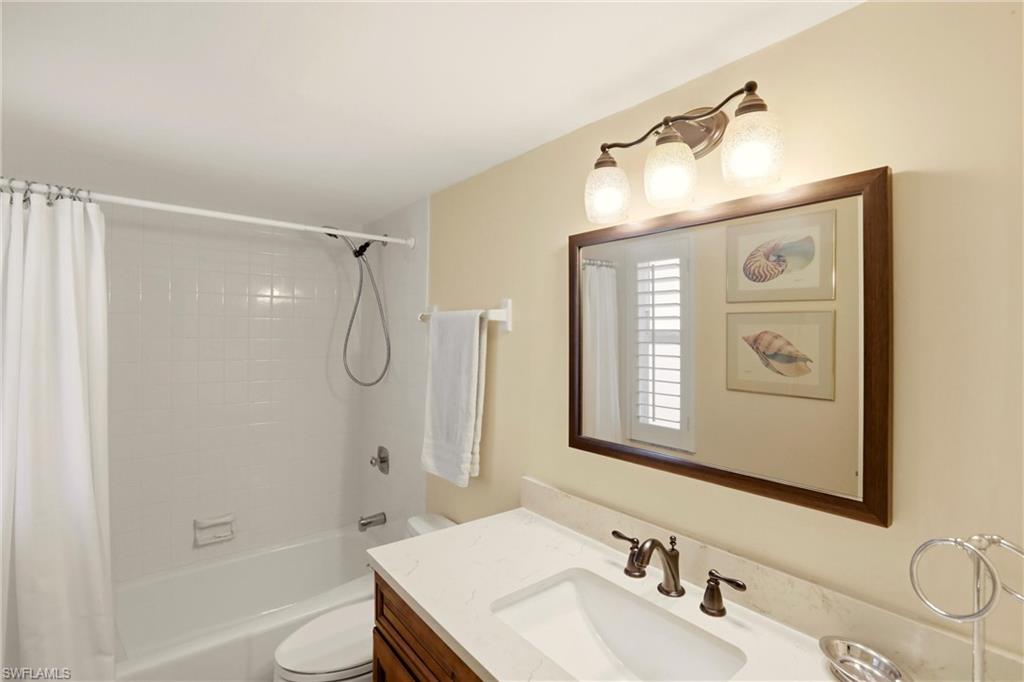 GLADES COUNTRY CLUB - Residential