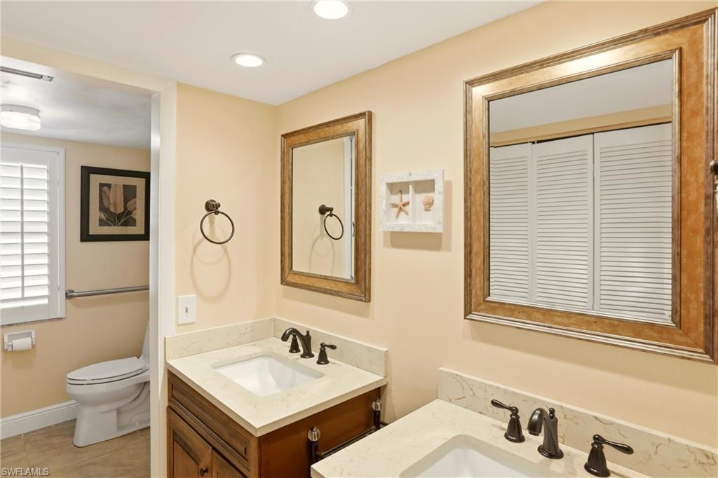 GLADES COUNTRY CLUB - Residential