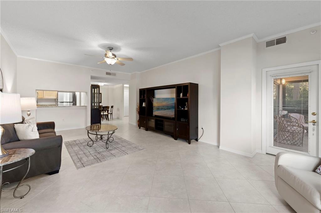 201 Arbor Lake DR 102