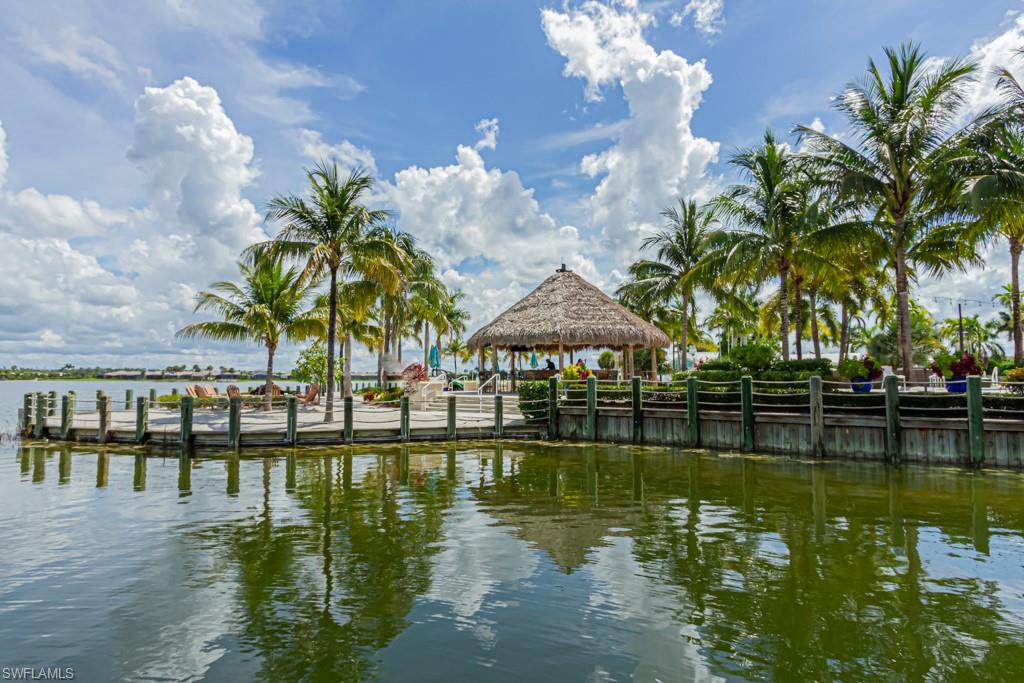 SAVANNAH LAKES - Residential