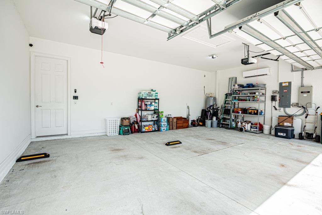 SAVANNAH LAKES - Residential