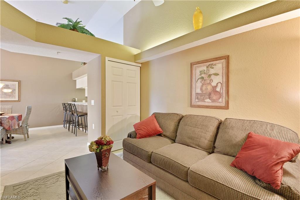 ROSEWOOD POINTE GARDEN - Residential