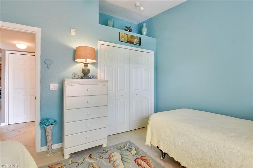 ROSEWOOD POINTE GARDEN - Residential