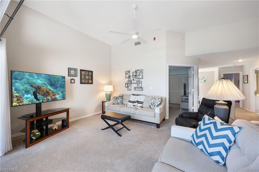 LAKESIDE CARRIAGE HOMES - Residential Lease