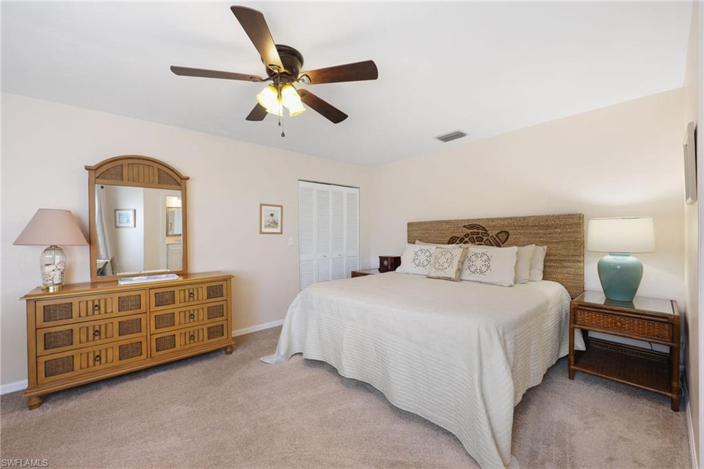 LAKESIDE CARRIAGE HOMES - Residential Lease