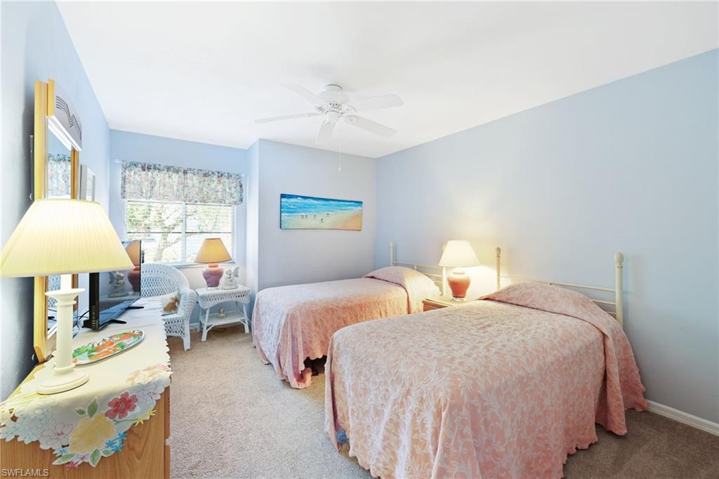 LAKESIDE CARRIAGE HOMES - Residential Lease