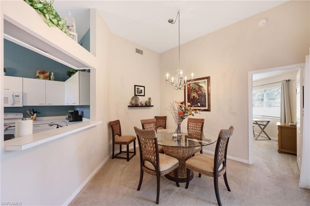 LAKESIDE CARRIAGE HOMES - Residential Lease