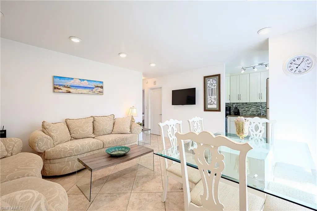 Marco Island, Florida 34145, United States, 2 Bedrooms Bedrooms, ,1 BathroomBathrooms,Residential,Active,114278