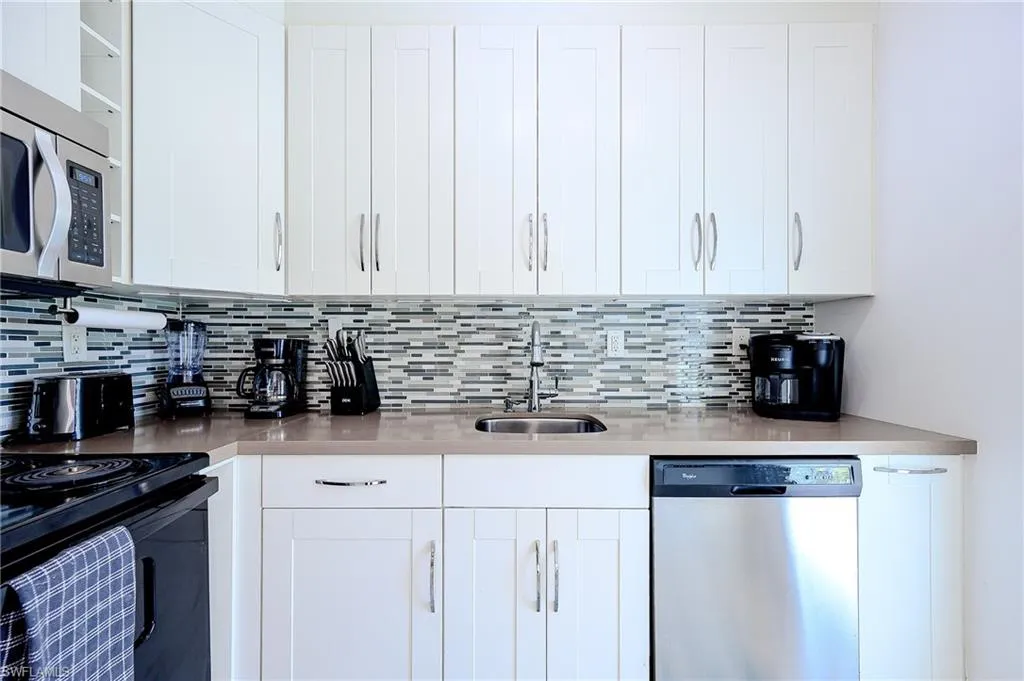 Marco Island, Florida 34145, United States, 2 Bedrooms Bedrooms, ,1 BathroomBathrooms,Residential,Active,114278