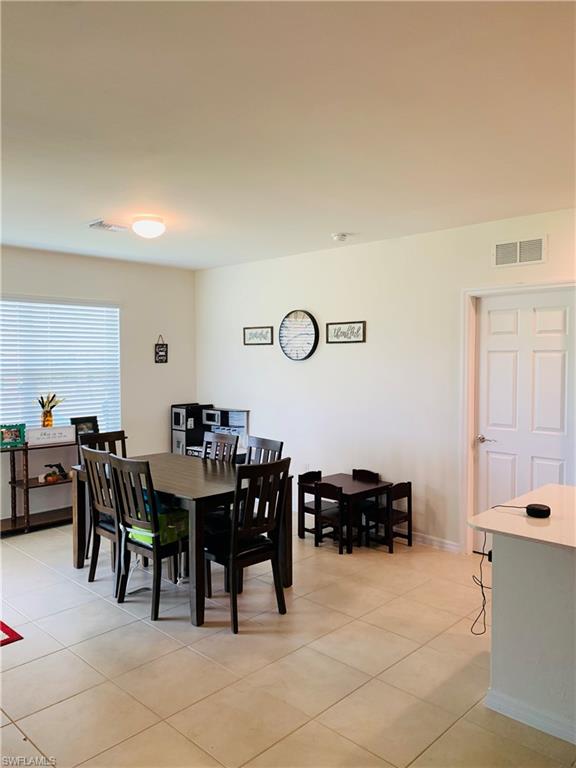 ENTRADA - Residential