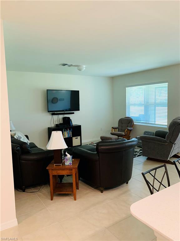 ENTRADA - Residential