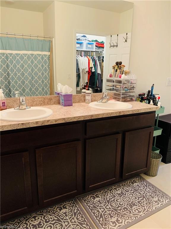 ENTRADA - Residential