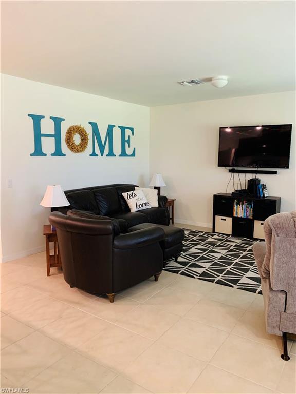 ENTRADA - Residential