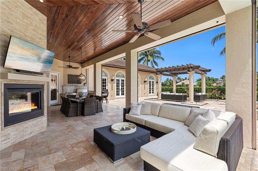 BAY LAUREL ESTATES - Residential