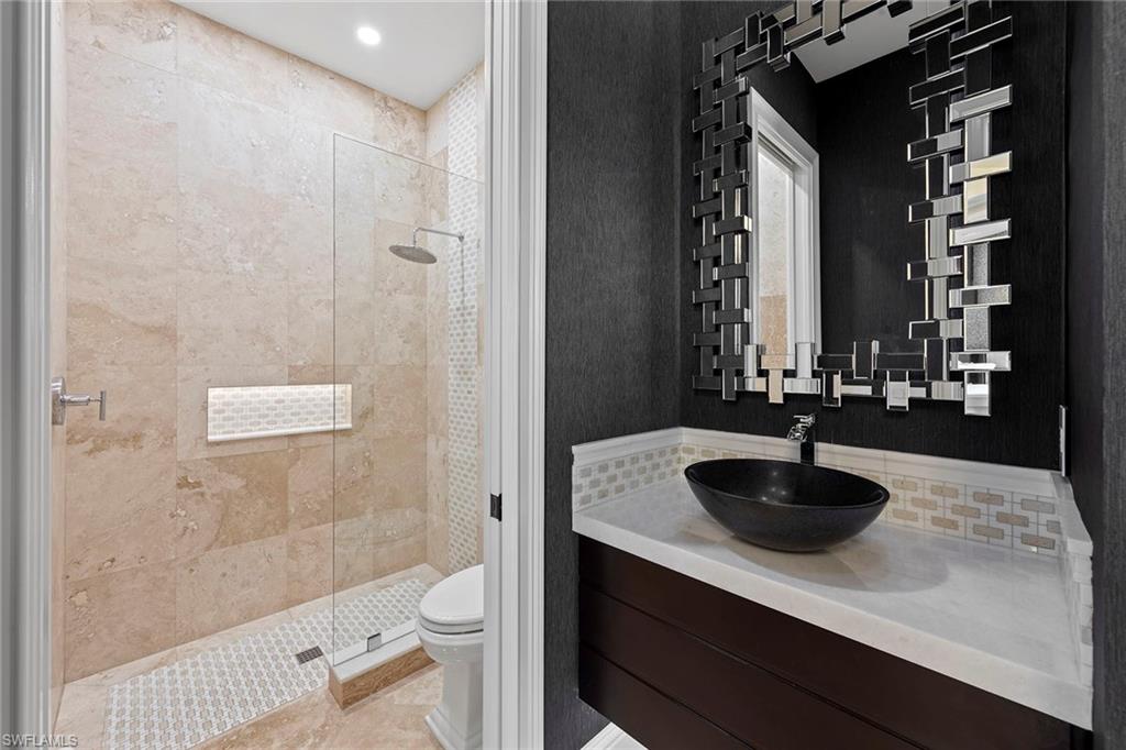 BAY LAUREL ESTATES - Residential