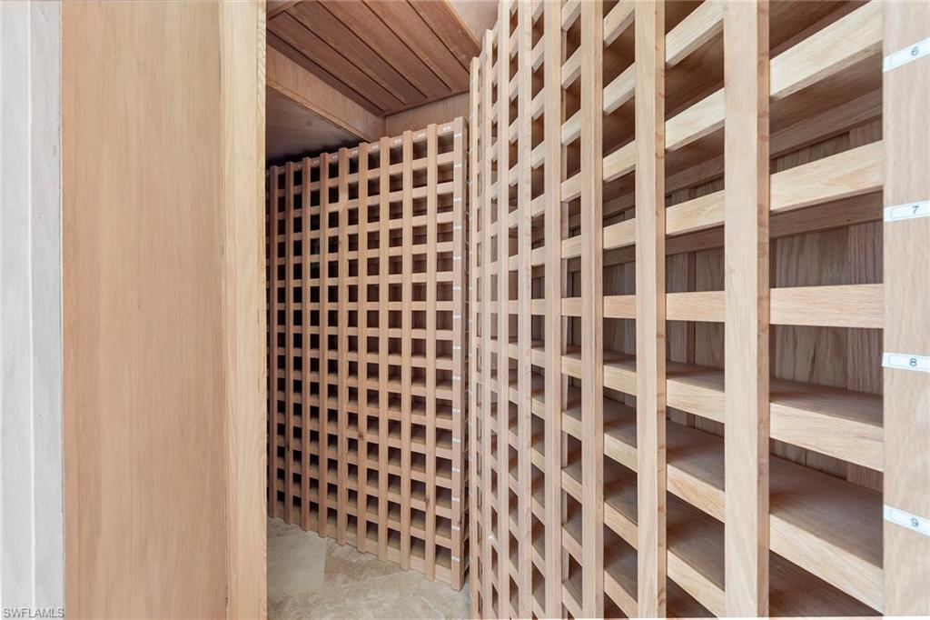 BAY LAUREL ESTATES - Residential