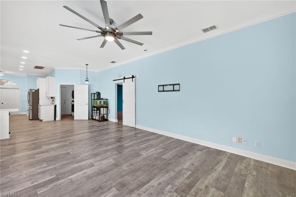 PINE GLEN - Residential