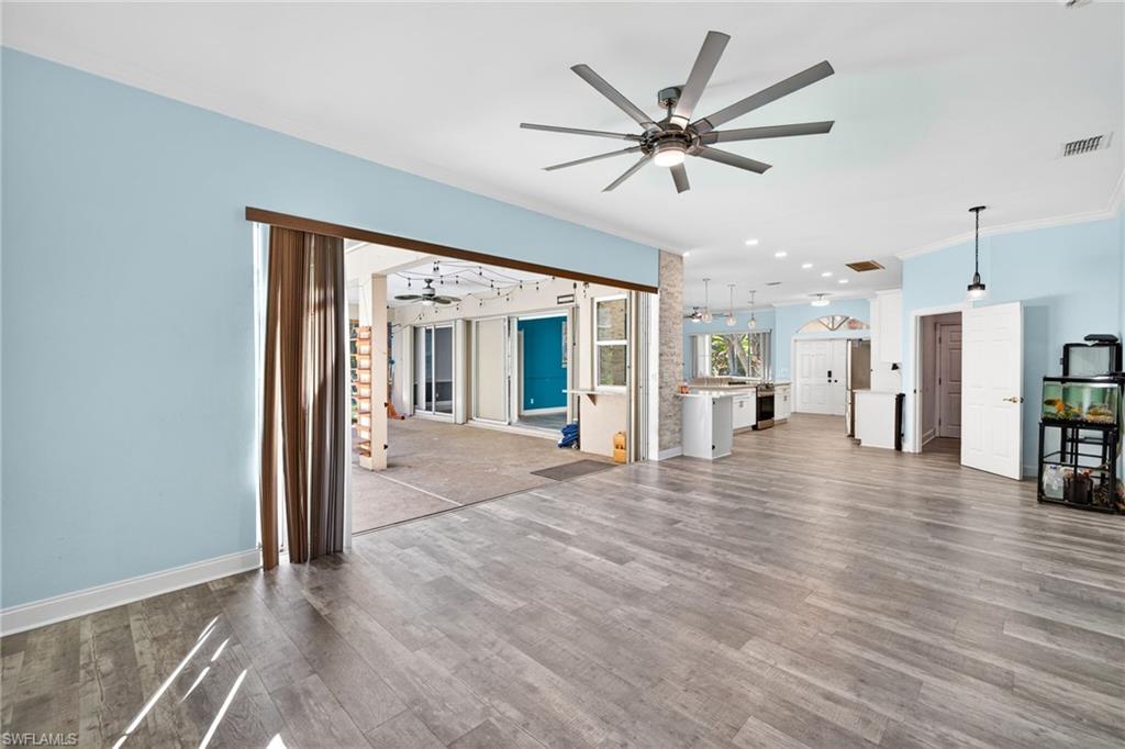 PINE GLEN - Residential