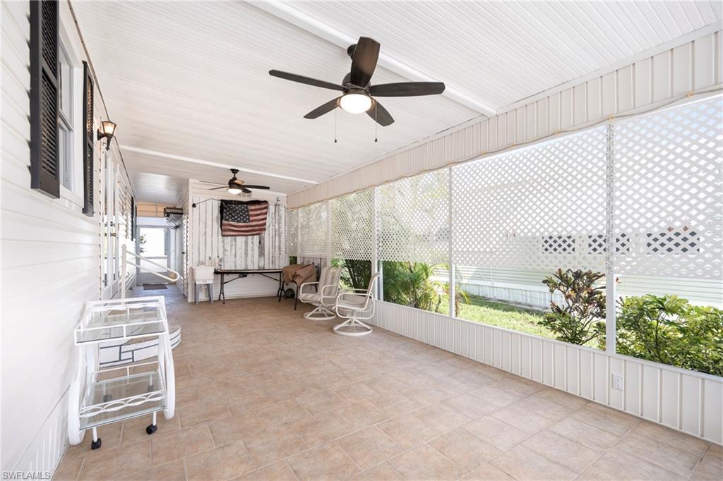 COACHLIGHT MANOR MOBILE HOME - Residential