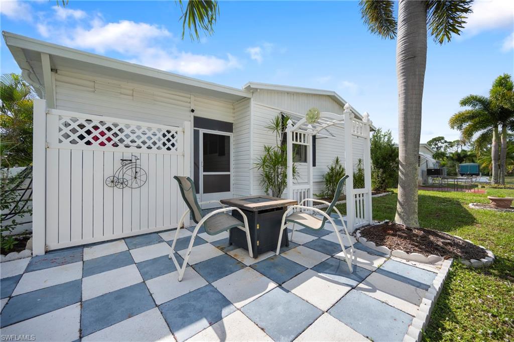 COACHLIGHT MANOR MOBILE HOME - Residential
