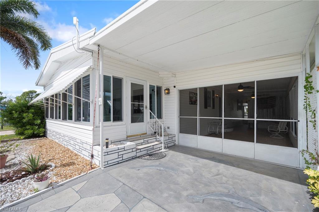COACHLIGHT MANOR MOBILE HOME - Residential