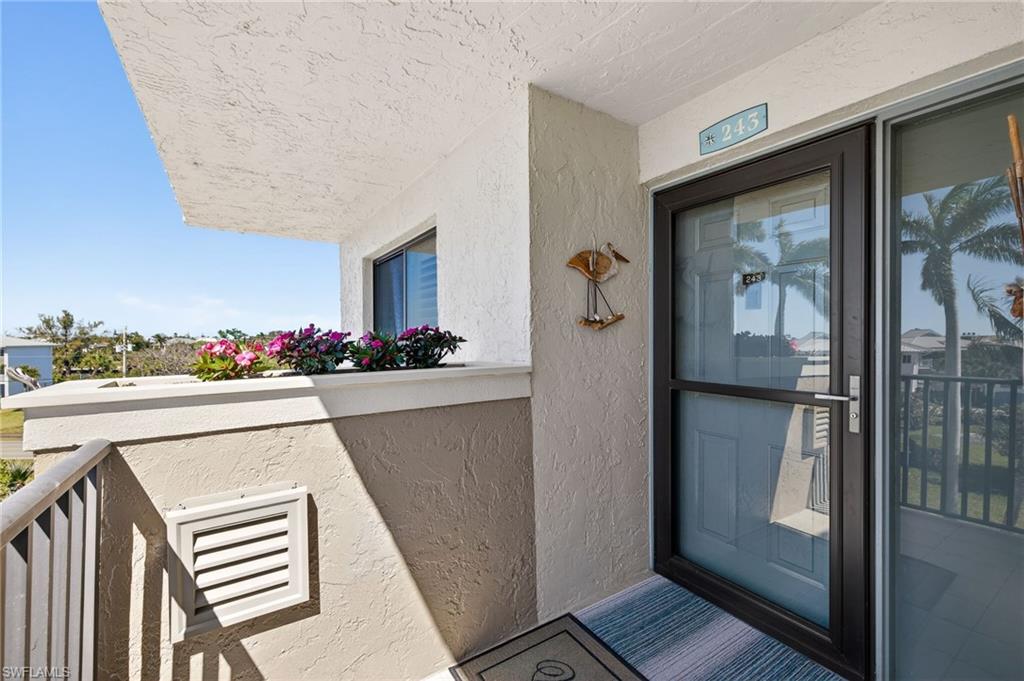 COMPASS POINT CONDO - Residential