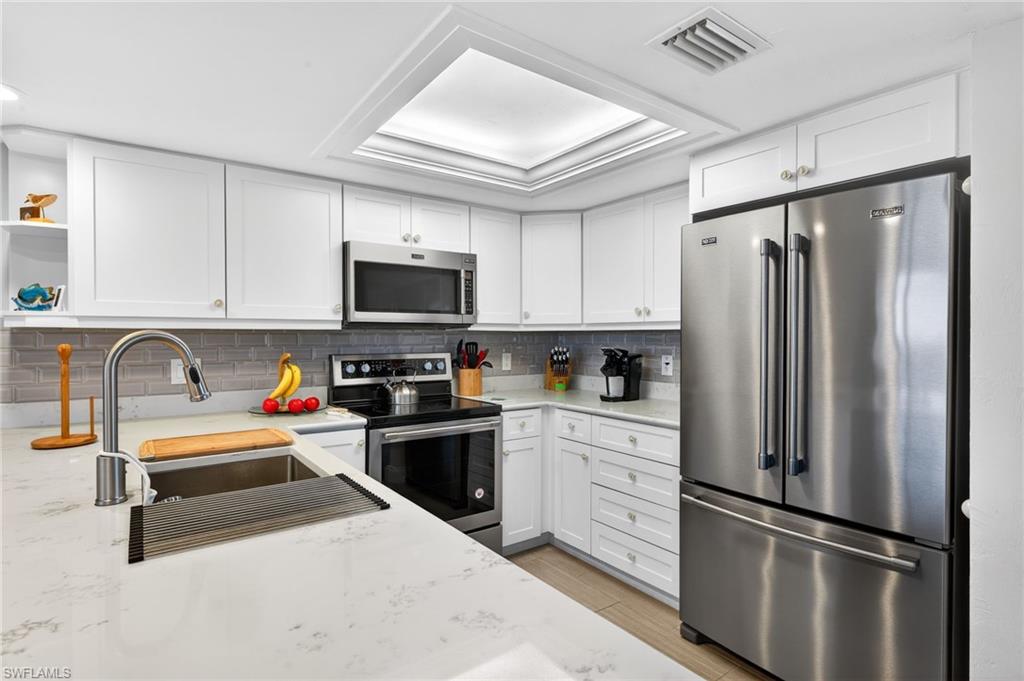 COMPASS POINT CONDO - Residential