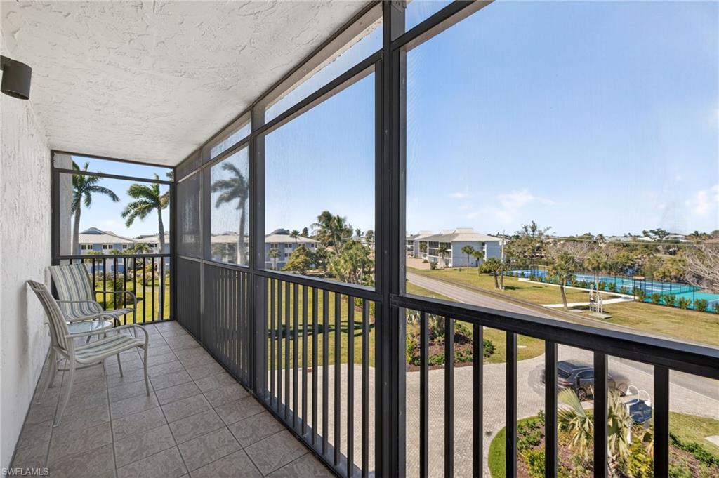 COMPASS POINT CONDO - Residential