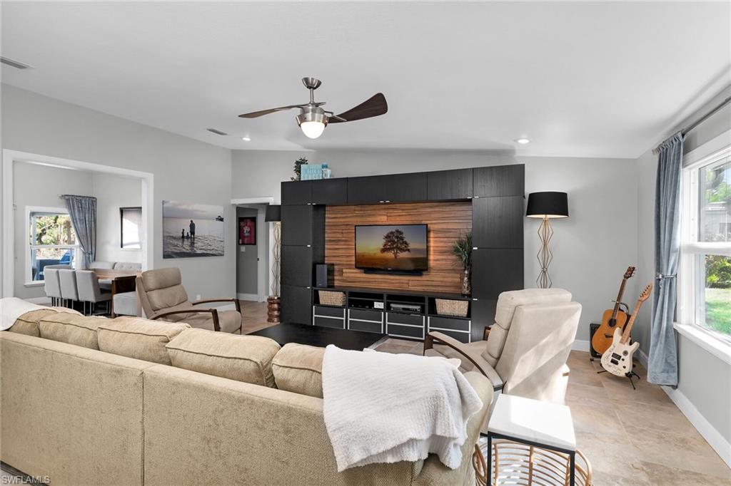 GOLDEN GATE ESTATES - Residential