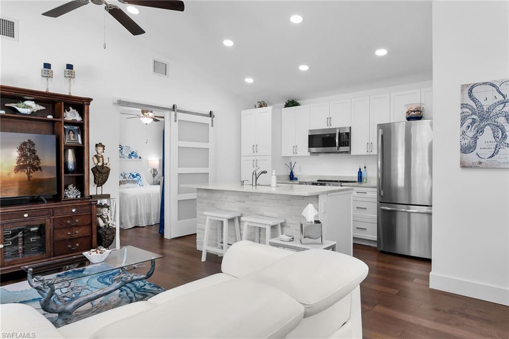 GOLDEN GATE ESTATES - Residential
