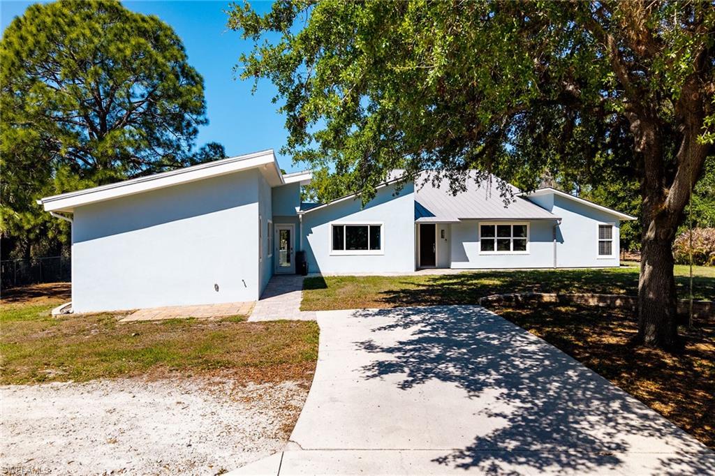 GOLDEN GATE ESTATES - Residential