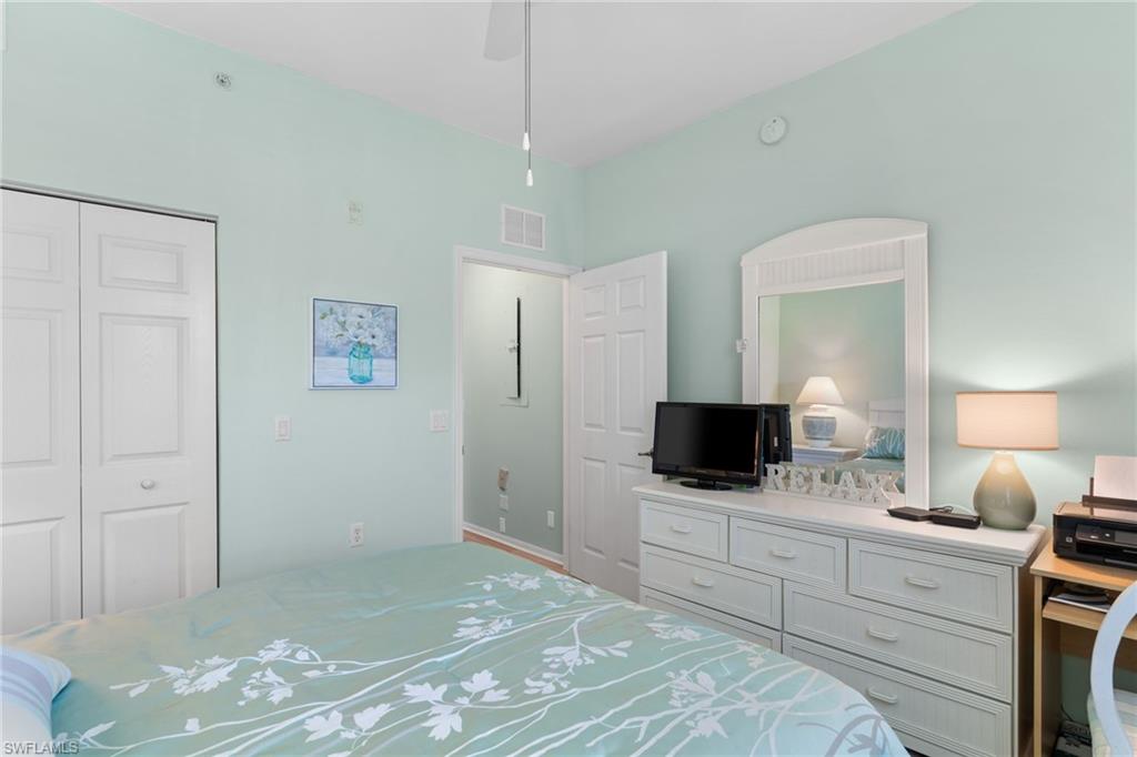 BRITANNIA IV - Residential