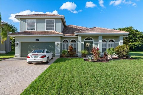 12353 Crooked Creek LN FORT MYERS FL 33913